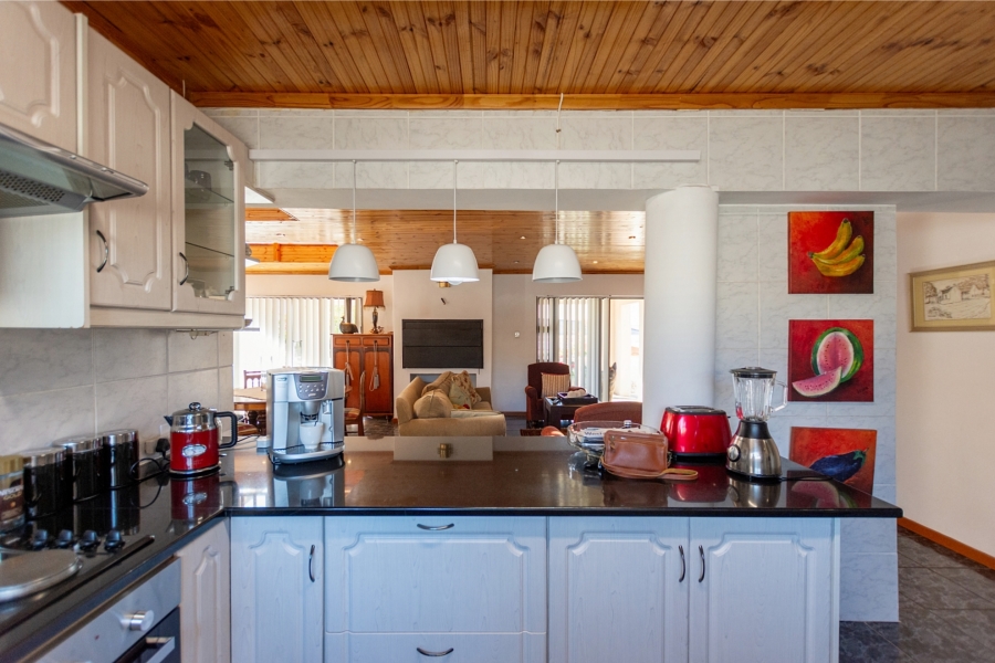 3 Bedroom Property for Sale in Country Club Western Cape